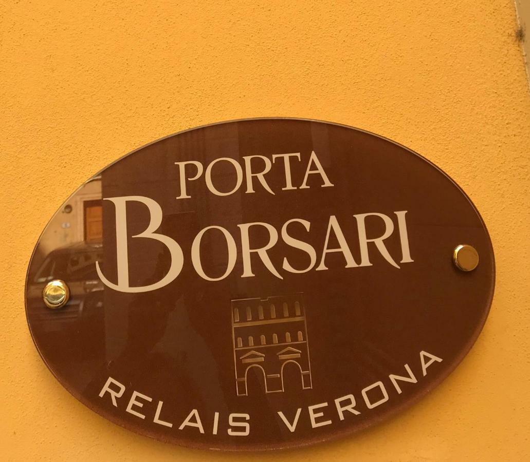 Porta Borsari Relais Pensión *